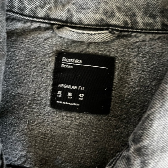 Bershka washed grey/black denim jacket NWOT size XL - Picture 2 of 5